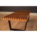 Banco de Nogal / Madera Natural – 48", 2 Asientos